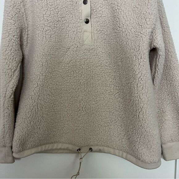 C&C California Sweater Top Womens Medium Ivory Faux Fur Fleece 1/4 Snap Relaxed - Picture 3 of 13